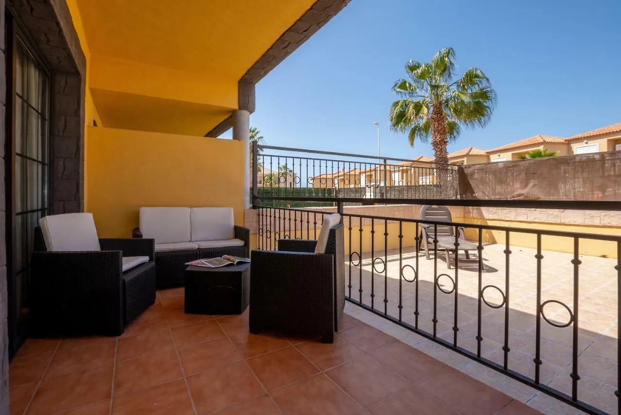 Apartamento Vanessa أذيخي