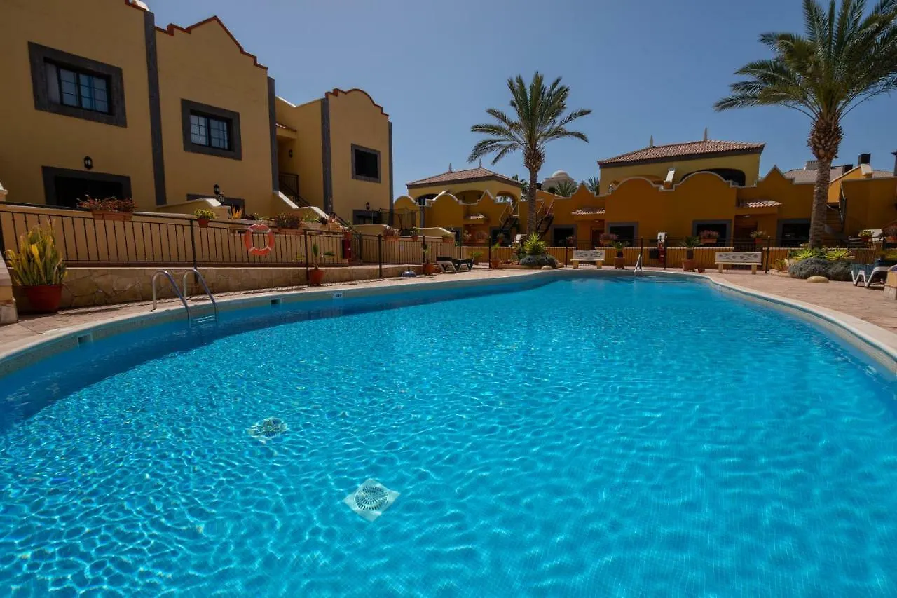 Apartamento Vanessa أذيخي